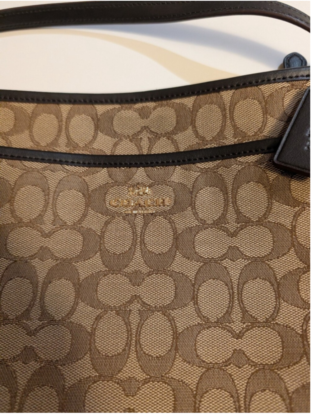 Coach Signature Jacquard File Crossbody Bag in EUC Model Number: F29960 - Picture 3 of 12